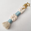 Llavero handmade cuerda celeste - Imagen 2