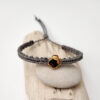 Pulsera cruz cuadrada gris - Imagen 2