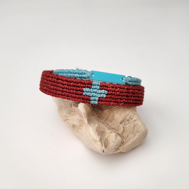 Pulsera cruz nudos vino - Imagen 2